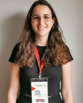 _0015_col 901_Clara Faner_badge4a_Easy-Resize.com